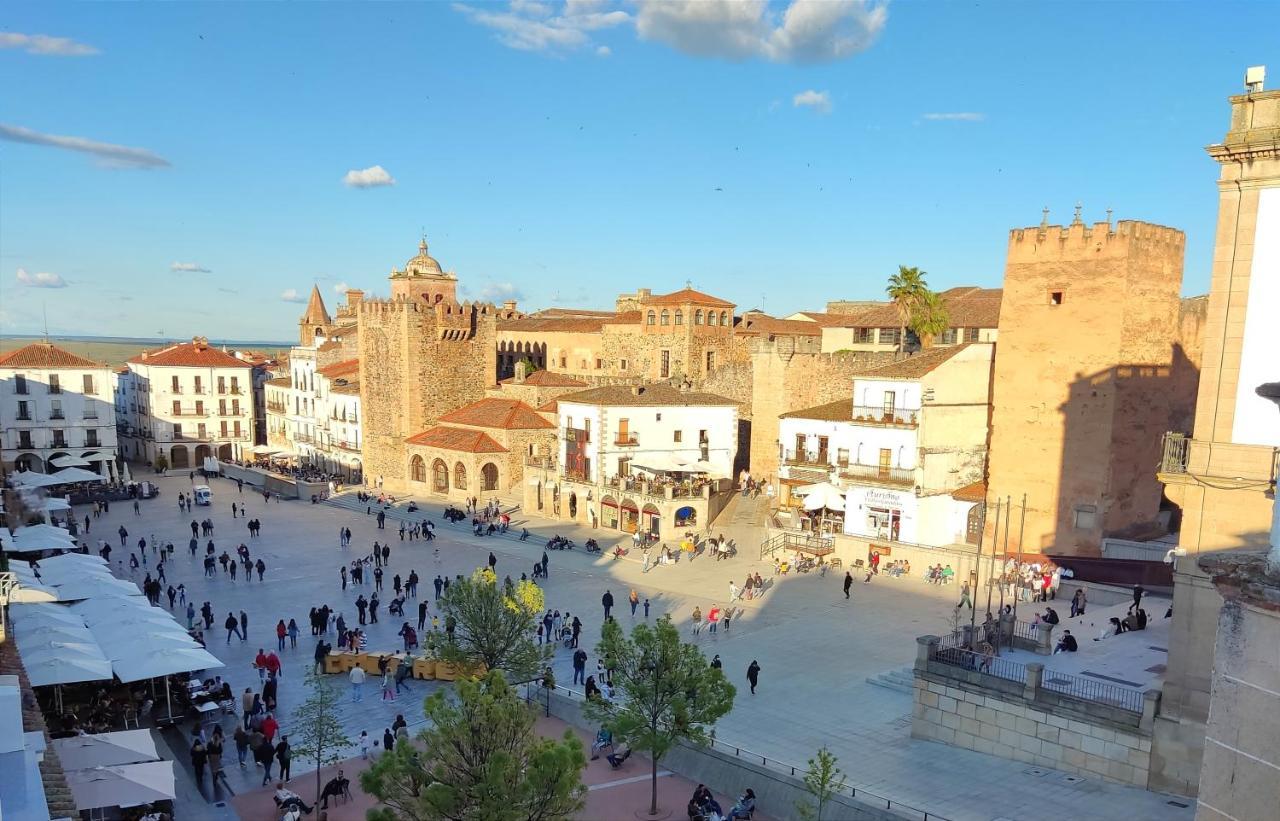 Hotel Iberia Plaza Mayor Cáceres Exterior photo